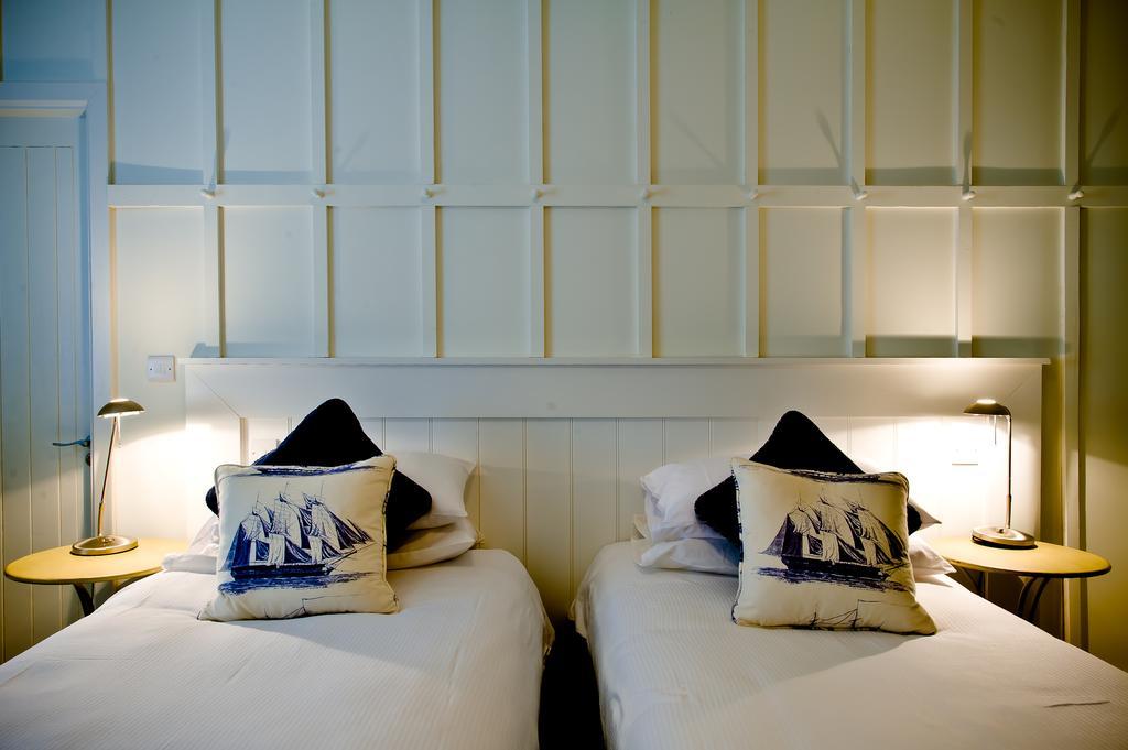 Tannery Townhouse Hotel Dungarvan  Bagian luar foto